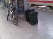 İki valiz, bisikletim ve sırt çantam.